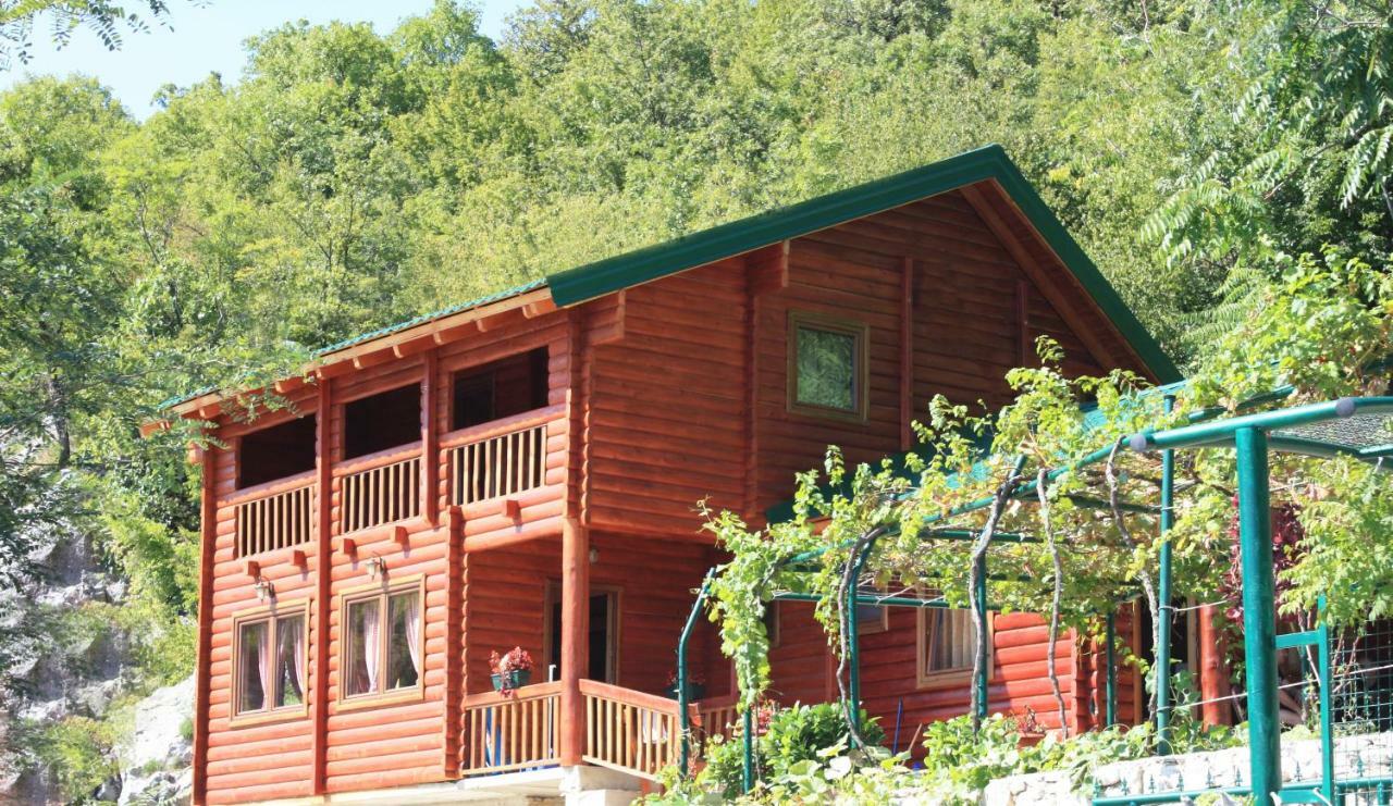 Holiday Village Ostrog Nikšić المظهر الخارجي الصورة